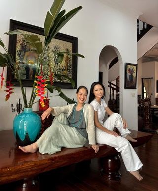 "Biểu tượng gợi cảm" Quỳnh Thy: Tuổi 42 trẻ trung, cơ bụng số 11 gây sốt - 3