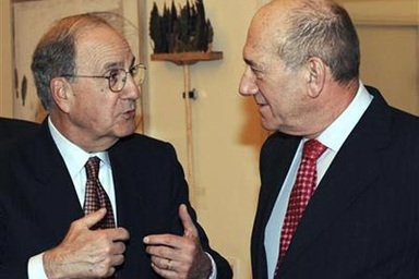 Israel không kích Gaza khi phái viên của Obama đang hội đàm