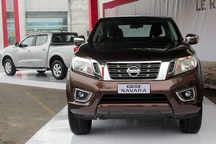Nissan Navara phiên bản mới có giá từ 645 triệu đồng