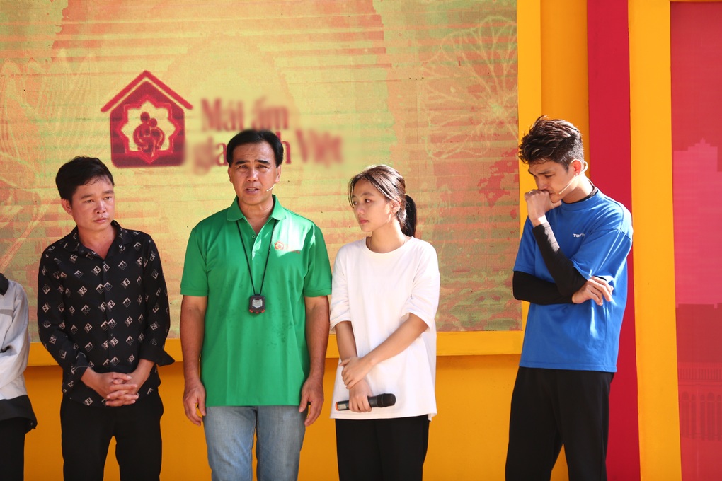 Quyền Linh lên tiếng về việc chưa có danh hiệu NSND sau 30 năm làm nghề - 2 Quyền Linh lên tiếng về việc chưa có danh hiệu NSND sau 30 năm làm nghề - 2