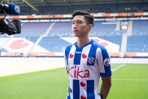 Báo Hà Lan: “Văn Hậu khó trụ lại ở Heerenveen và sớm về nước"