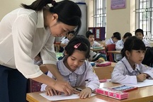 Bộ trưởng Phùng Xuân Nhạ: Không yêu cầu tỉ lệ học sinh lên lớp để “áp” thi đua cho giáo viên