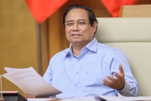 "Khẩn trương trình Bộ Chính trị hai nghị quyết đột phá về giáo dục và y tế"