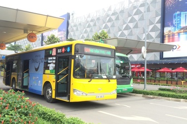 TPHCM: Ưu tiên quảng cáo hàng Việt Nam trên xe buýt