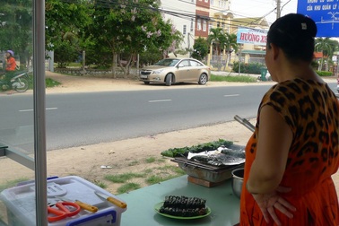 Vụ Trung tá Campuchia bắn chết người: Hiện trường loang lổ vết máu