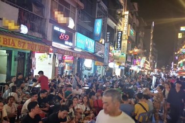 TPHCM đề xuất kinh doanh ăn uống tại chỗ nhưng không rượu bia: Có cảm tính?