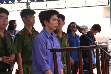 Chồng đâm chết người mua dâm, sàm sỡ vợ