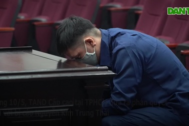 Cha ruột bé gái 8 tuổi lĩnh 8 năm tù