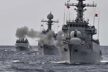 Hải quân Hàn Quốc nhận chỉ thị cứng rắn với phi cơ bay tầm thấp của Nhật