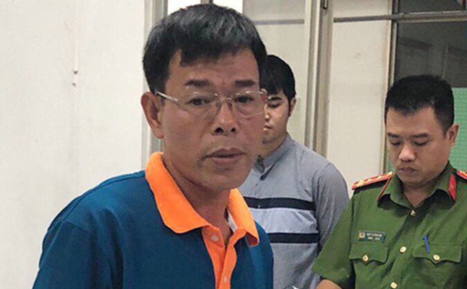 Hoãn xét xử nguyên Phó Chánh án Quận 4 - 1 Hoãn xét xử nguyên Phó Chánh án Quận 4 - 1