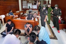 200 cảnh sát triệt phá đường dây đánh bạc 14.000 tỷ đồng