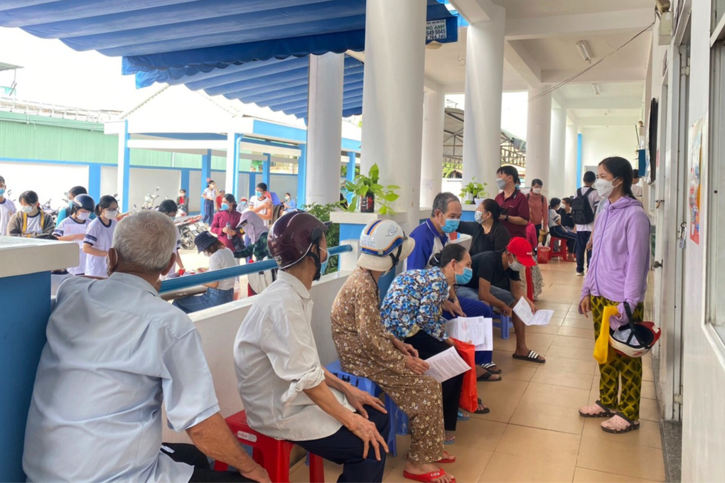 TPHCM: Nhiều ca mắc Covid-19 biến thể JN.1 - 2 TPHCM: Nhiều ca mắc Covid-19 biến thể JN.1 - 2
