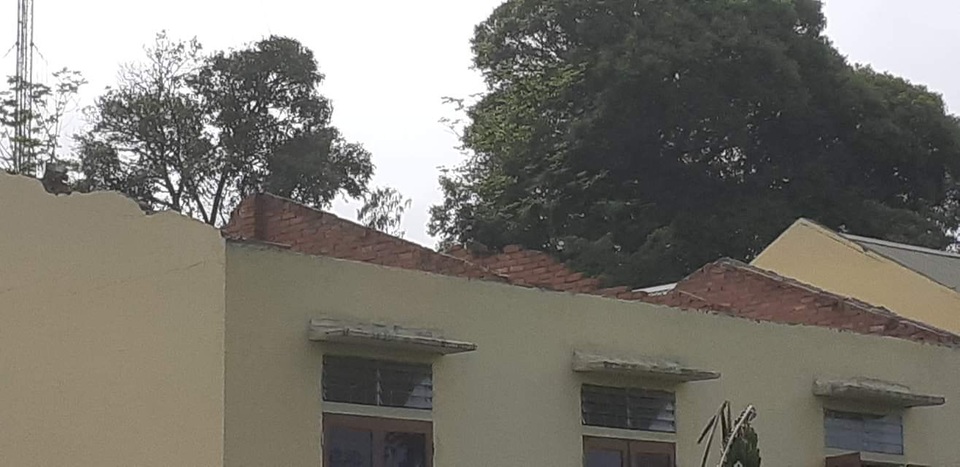 Mưa lớn, lốc xoáy khiến trường học, trạm xá xã nghèo biên giới hư hỏng nặng - 3 Mưa lớn, lốc xoáy khiến trường học, trạm xá xã nghèo biên giới hư hỏng nặng - 3