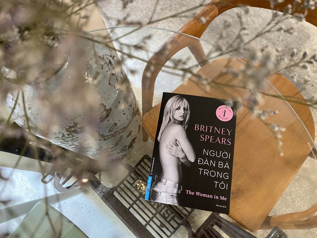 Người đàn bà trong tôi: Hành trình giành quyền kiểm soát của Britney - 2 Người đàn bà trong tôi: Hành trình giành quyền kiểm soát của Britney - 2