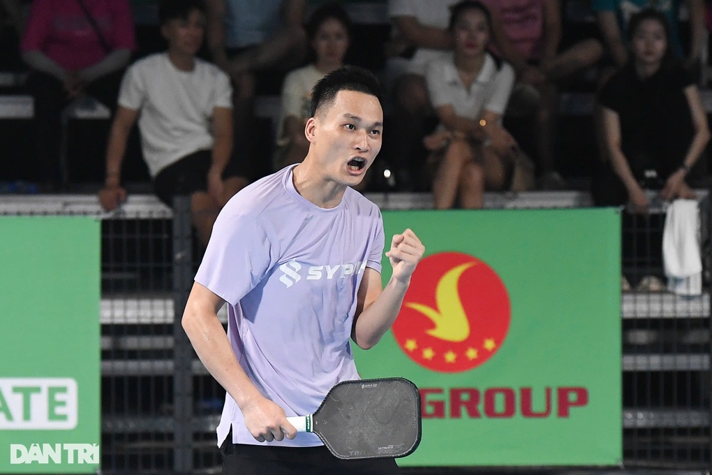 Hai VĐV vượt 300km từ Lào Cai xuống Hà Nội vô địch giải pickleball Dân trí - 2 Hai VĐV vượt 300km từ Lào Cai xuống Hà Nội vô địch giải pickleball Dân trí - 2