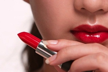 “Màu son Quốc tế của Năm” khám phá màu son của phụ nữ Hà Nội