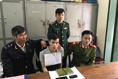 Một cán bộ công an bị thương khi vây bắt kẻ buôn ma tuý