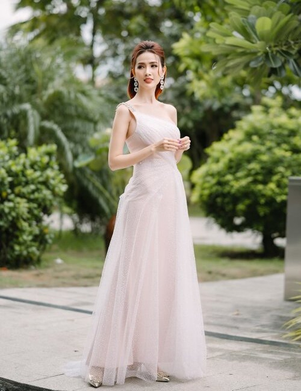 Kỳ Duyên, Minh Triệu nóng bỏng với nội y cặp - 12