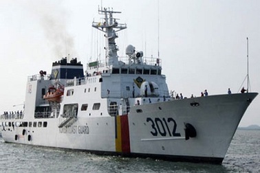 Cảnh sát biển Hàn Quốc cứu 5 ngư dân Việt Nam trôi dạt nhiều giờ trên biển