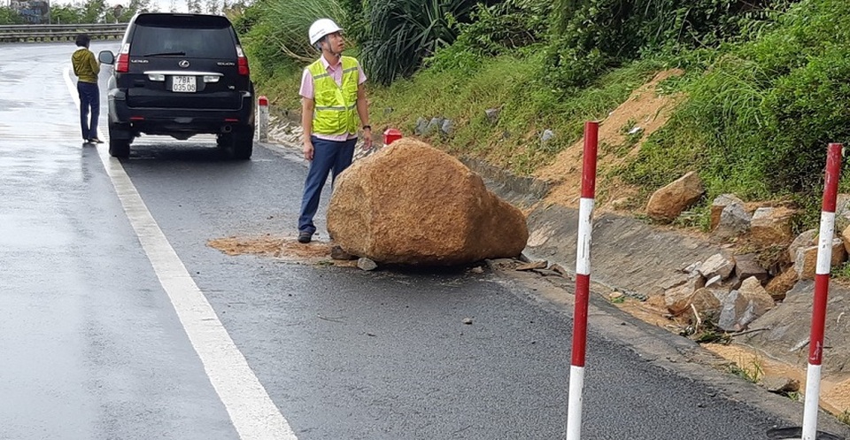 Xác minh thông tin một số người mất tích sau vụ lở núi - 4 Xác minh thông tin một số người mất tích sau vụ lở núi - 4