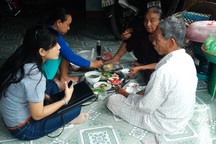 Ruốc nhuộm phẩm màu chỉ để bán cho người vùng cao?