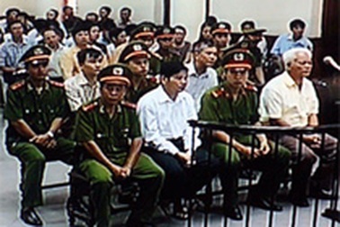 Đề nghị cải tạo không giam giữ với ông Phạm Xuân Quắc, Nguyễn Văn Hải