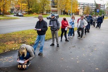 "Bão" Covid-19 trở lại tâm dịch châu Âu