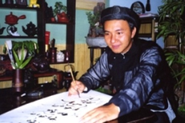 “Ông đồ trẻ” đắt show giữa Sài Gòn