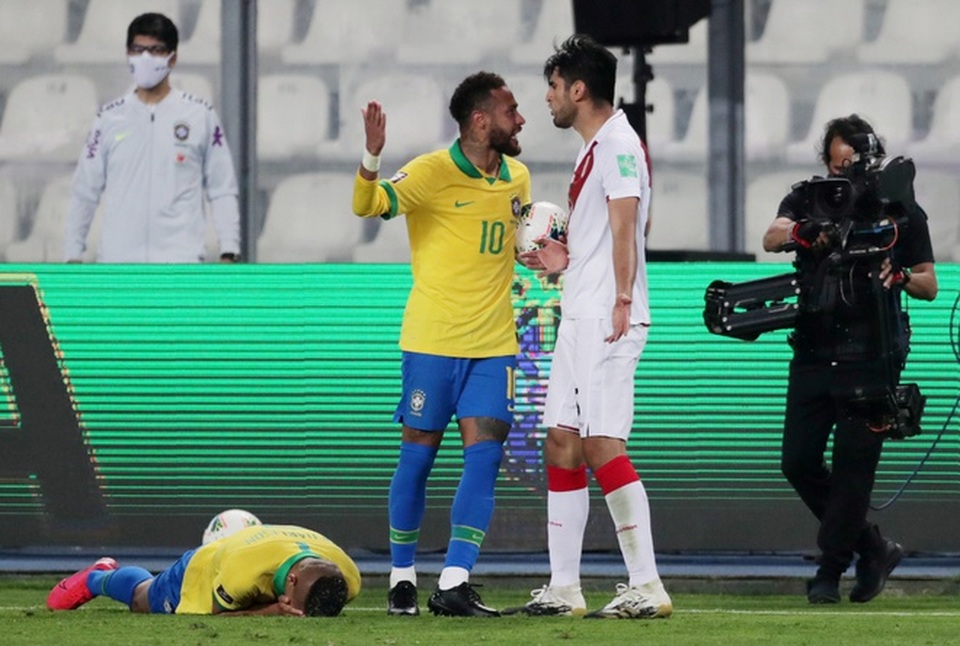 Neymar lập hattrick, Brazil giành 3 điểm trước Peru - 4