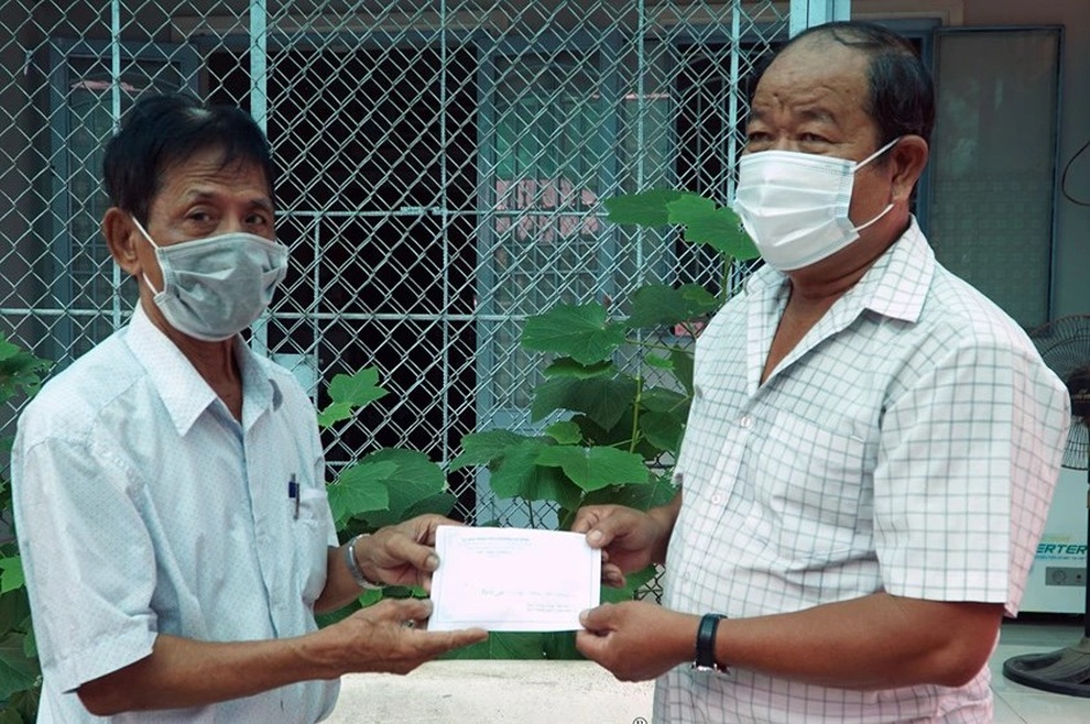 Tri ân 27/7: Những suất quà được trao giữa tâm dịch Covid-19 tại ĐBSCL - 3 Tri ân 27/7: Những suất quà được trao giữa tâm dịch Covid-19 tại ĐBSCL - 3