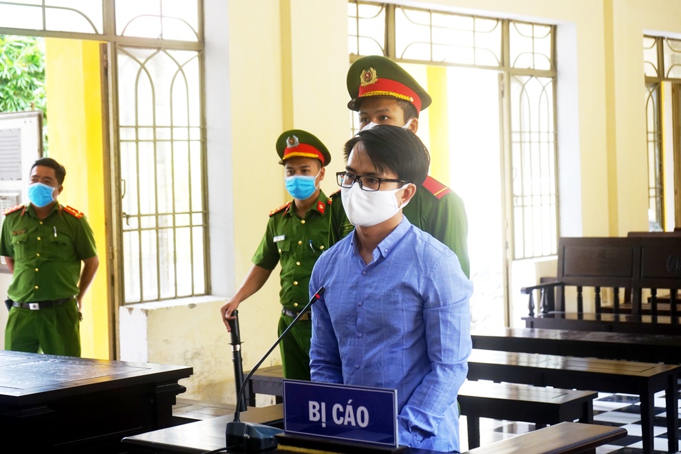 Cò đất làm giả sổ đỏ, chiếm đoạt hơn 4 tỷ đồng - 1