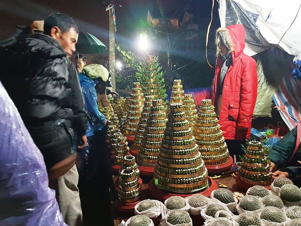 Bộ Công Thương lo chợ đêm ồn ào, gây rối trật tự công cộng - 1 Bộ Công Thương lo chợ đêm ồn ào, gây rối trật tự công cộng - 1