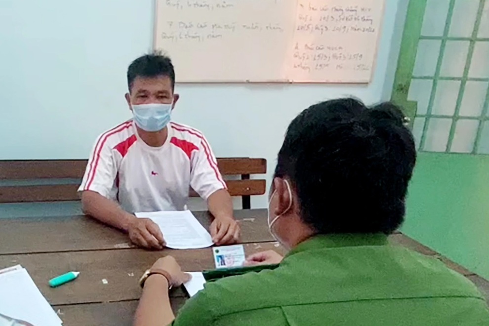 Đề xuất phạt con nghiện thông chốt kiểm dịch 2 triệu đồng - 1 Đề xuất phạt con nghiện thông chốt kiểm dịch 2 triệu đồng - 1