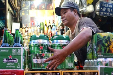 Tăng thuế tiêu thụ đặc biệt thuốc lá, rượu, bia: “Không vì buôn lậu mà chùn tay”