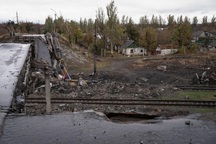 Nga khép vòng vây, áp sát thành trì chiến lược ở chảo lửa Donbass