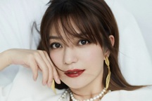 “Én nhỏ” Triệu Vy lại khiến fan ngỡ ngàng vì “lão hoá ngược”