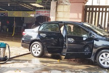 Quảng Trị:  Nghề rửa xe kiếm bộn tiền ngày cận Tết