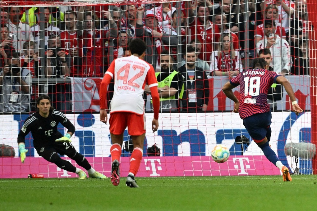 Hai lần bị thổi phạt đền, Bayern Munich có nguy cơ mất ngôi đầu bảng - 3 Hai lần bị thổi phạt đền, Bayern Munich có nguy cơ mất ngôi đầu bảng - 3