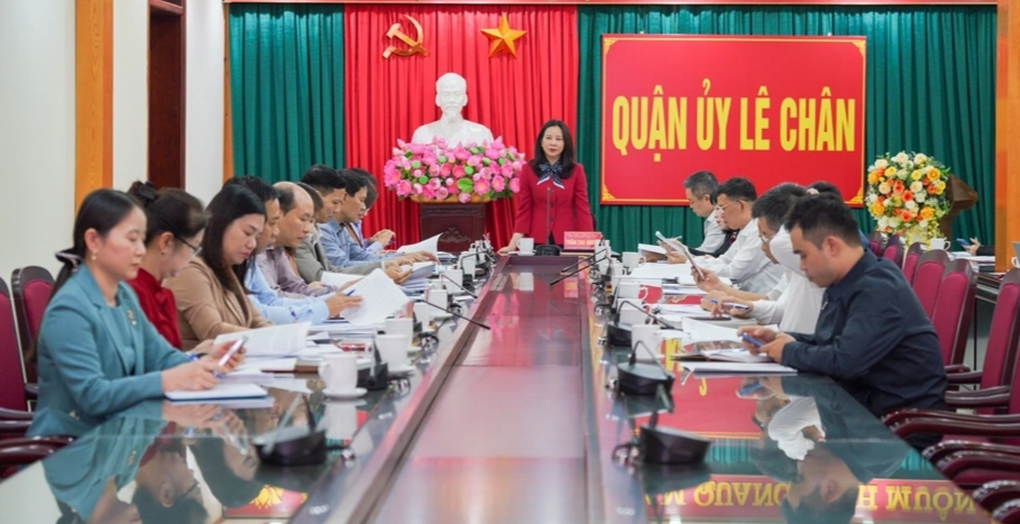 Quận Lê Chân tăng cường chỉ đạo giải quyết việc khó, tồn đọng tại địa phương - 1 Quận Lê Chân tăng cường chỉ đạo giải quyết việc khó, tồn đọng tại địa phương - 1