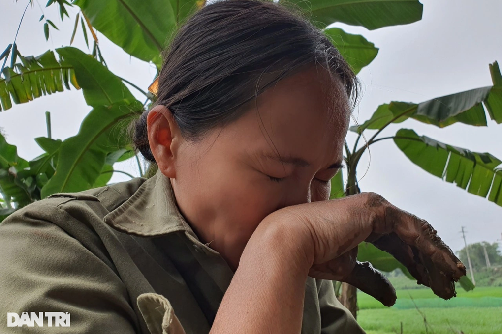 Người cha ung thư thanh quản và lời cầu xin nguệch ngoạc trên mẩu giấy - 4 Người cha ung thư thanh quản và lời cầu xin nguệch ngoạc trên mẩu giấy - 4