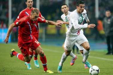 C. Ronaldo “trút giận” tại Do Dragao?