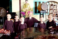 Những đứa trẻ ở Tịnh Thất Bồng Lai: Nút share nhẫn tâm!