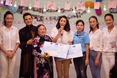 Một đêm ấm áp tại mái ấm Thiện Duyên