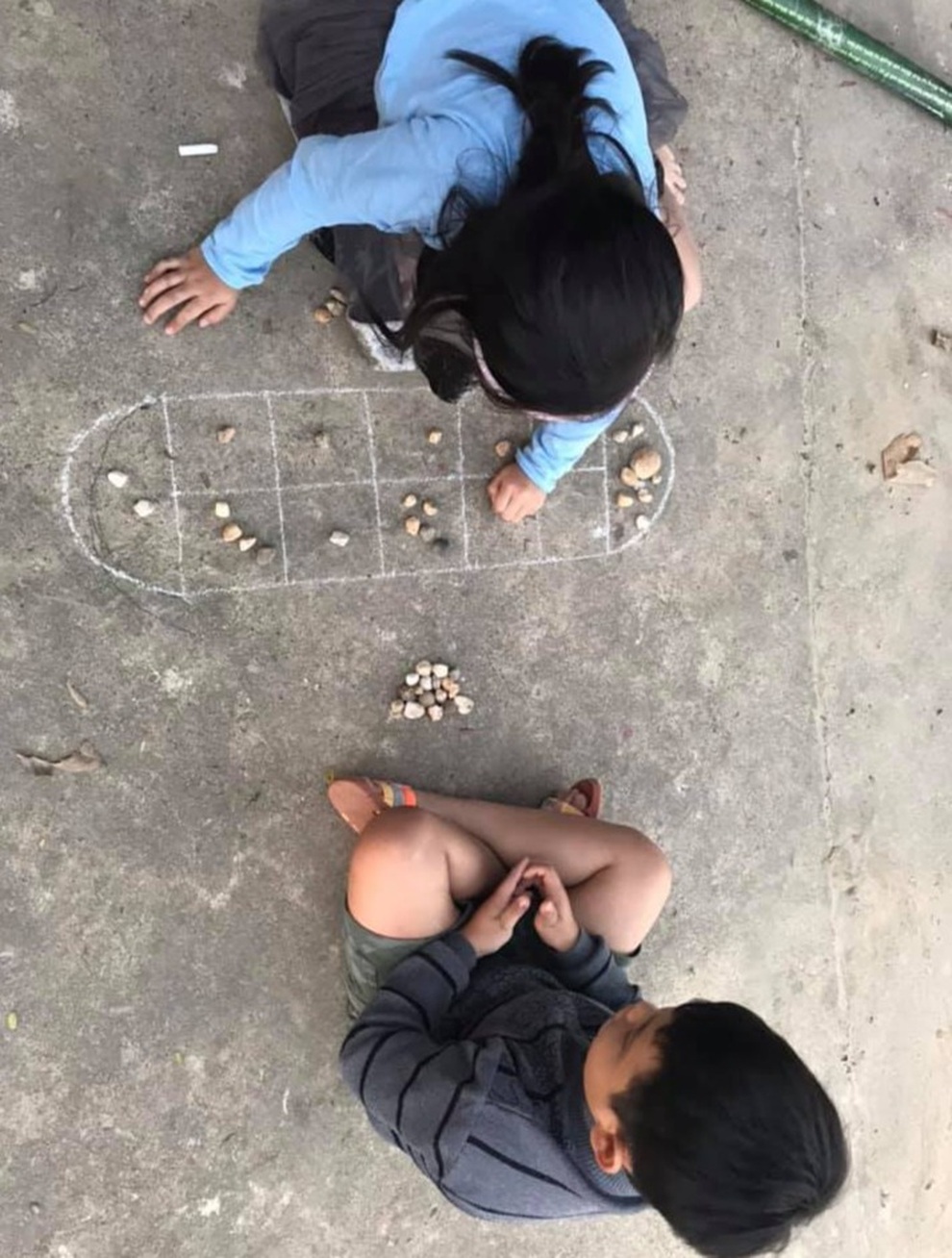 Con chúng ta có đang cô đơn không? - 3 Con chúng ta có đang cô đơn không? - 3