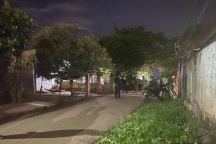 Mâu thuẫn trong lúc ngồi nhậu, con trai dùng dao chém chết cha