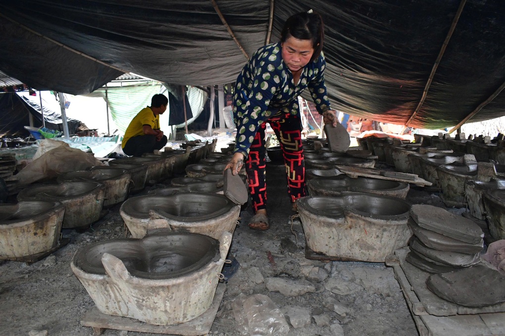 Đột phá chính sách giúp hồi sinh làng nghề, nâng cao đời sống người dân - 1 Đột phá chính sách giúp hồi sinh làng nghề, nâng cao đời sống người dân - 1