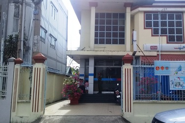 Lời kể của nhân viên bị tên cướp ngân hàng chĩa súng vào đầu