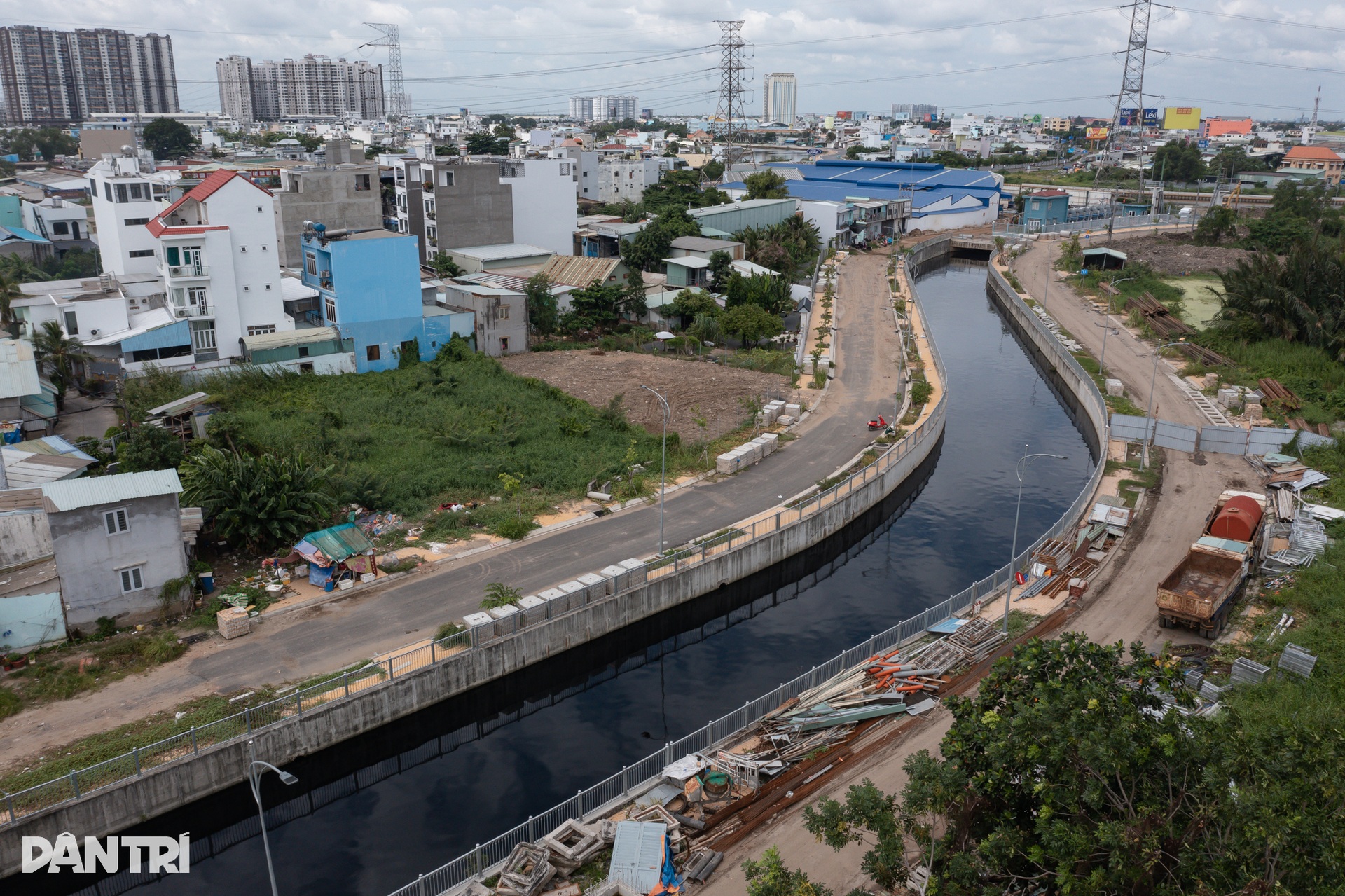 Dự án cải tạo rạch chống ngập ở TPHCM sắp về đích sau 4 năm thi công - 7 Dự án cải tạo rạch chống ngập ở TPHCM sắp về đích sau 4 năm thi công - 7