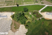 Dự án đường 150 tỷ đồng "đứt đoạn" vì chạy qua cổng đền hơn 200 năm tuổi