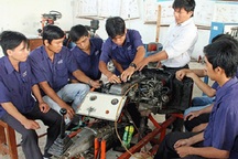 Các cơ sở giáo dục nghề nghiệp tiếp tục giảng dạy, học tập trực tuyến